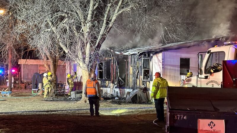 Investigators are working to figure out what led to a house fire in Lubbock County overnight.